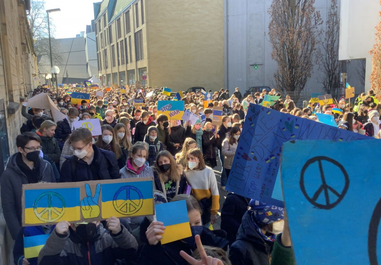 Friedensmarsch: Video + Berichte